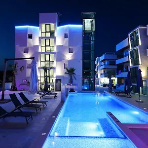 https://boutique-residence-cosmopolis-1.hotelinzadar.com